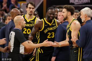 媒体和球迷 媒体和球迷