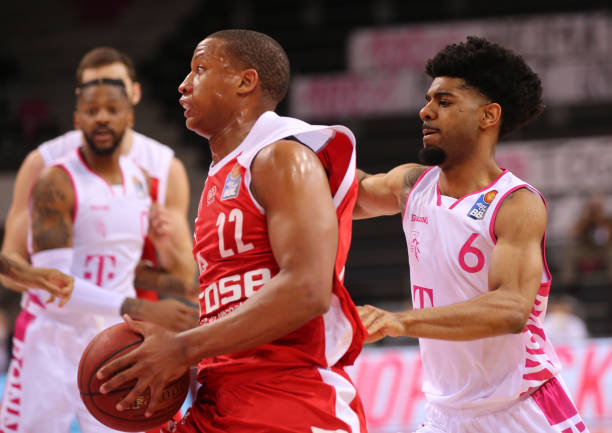 队长易建联 队长易建联