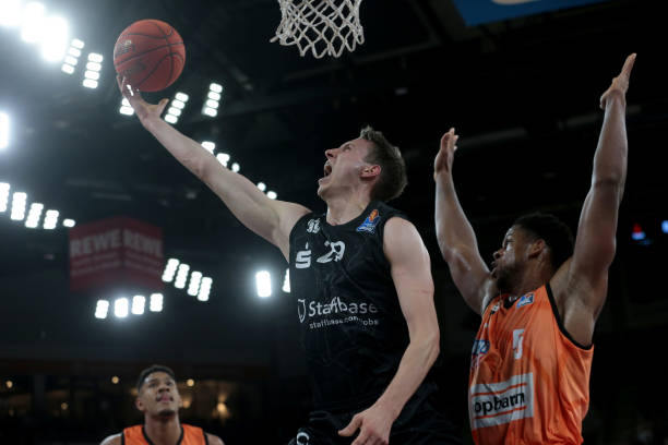 省运会的成 省运会的成